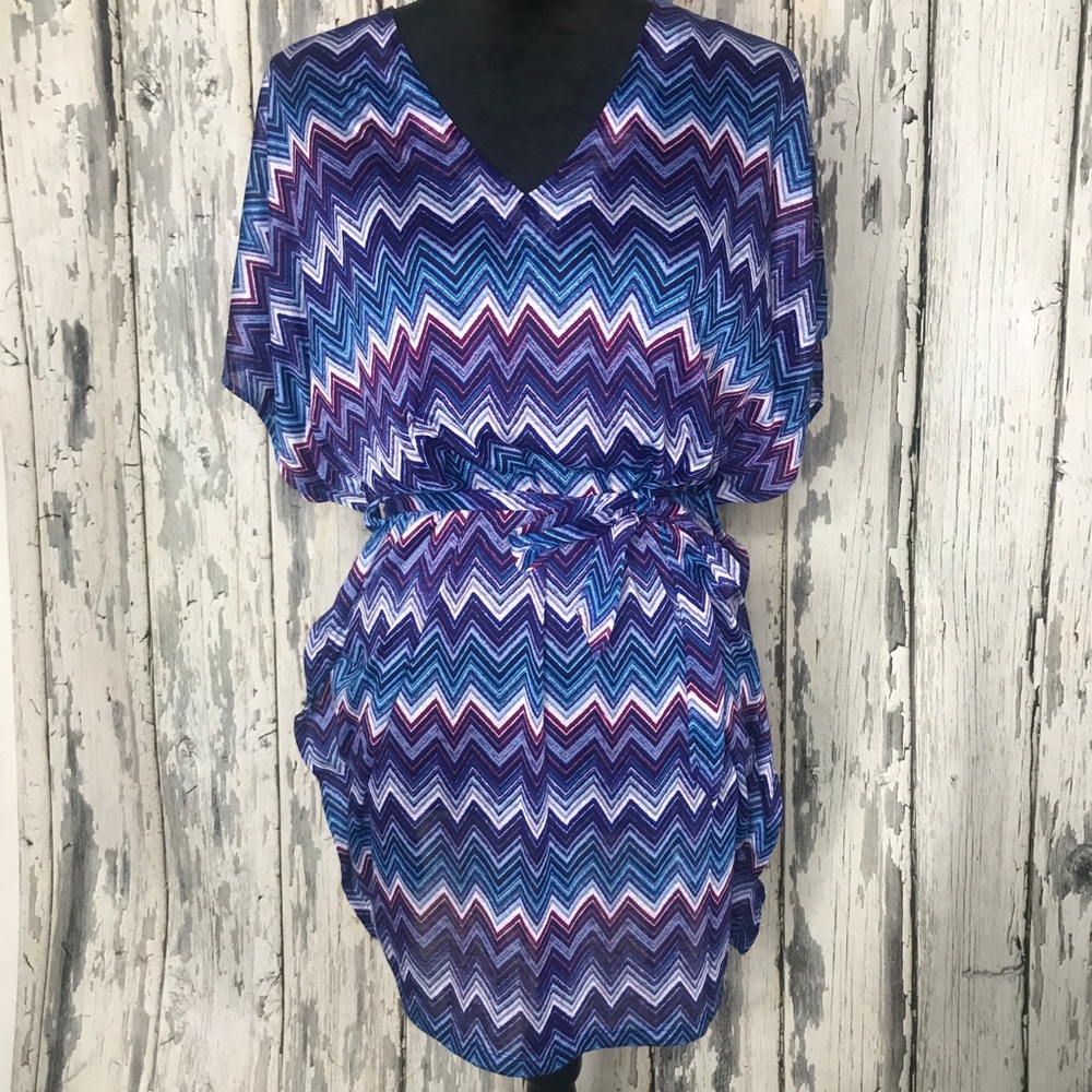H&M Muti color Chevron shirt